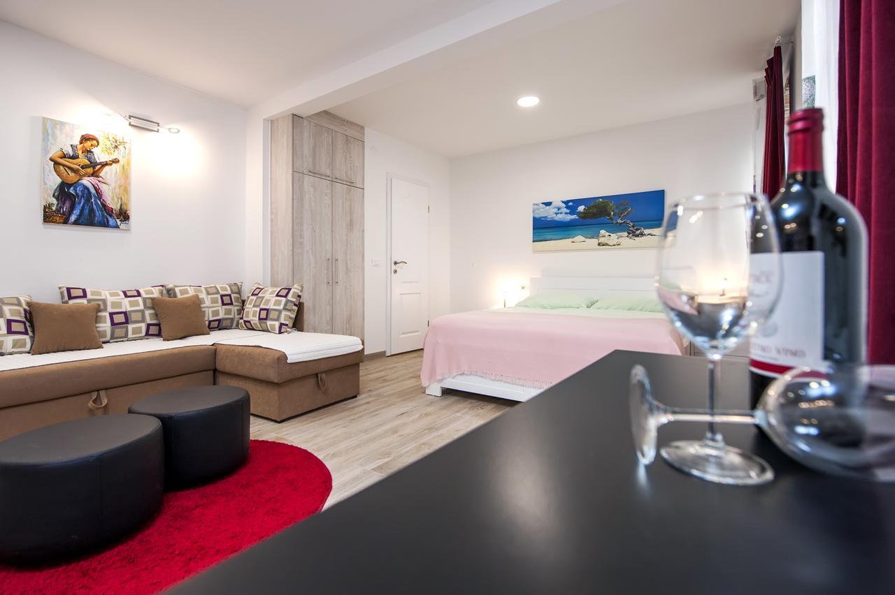 La Svalba Rooms & Studios Rovinj Exterior foto