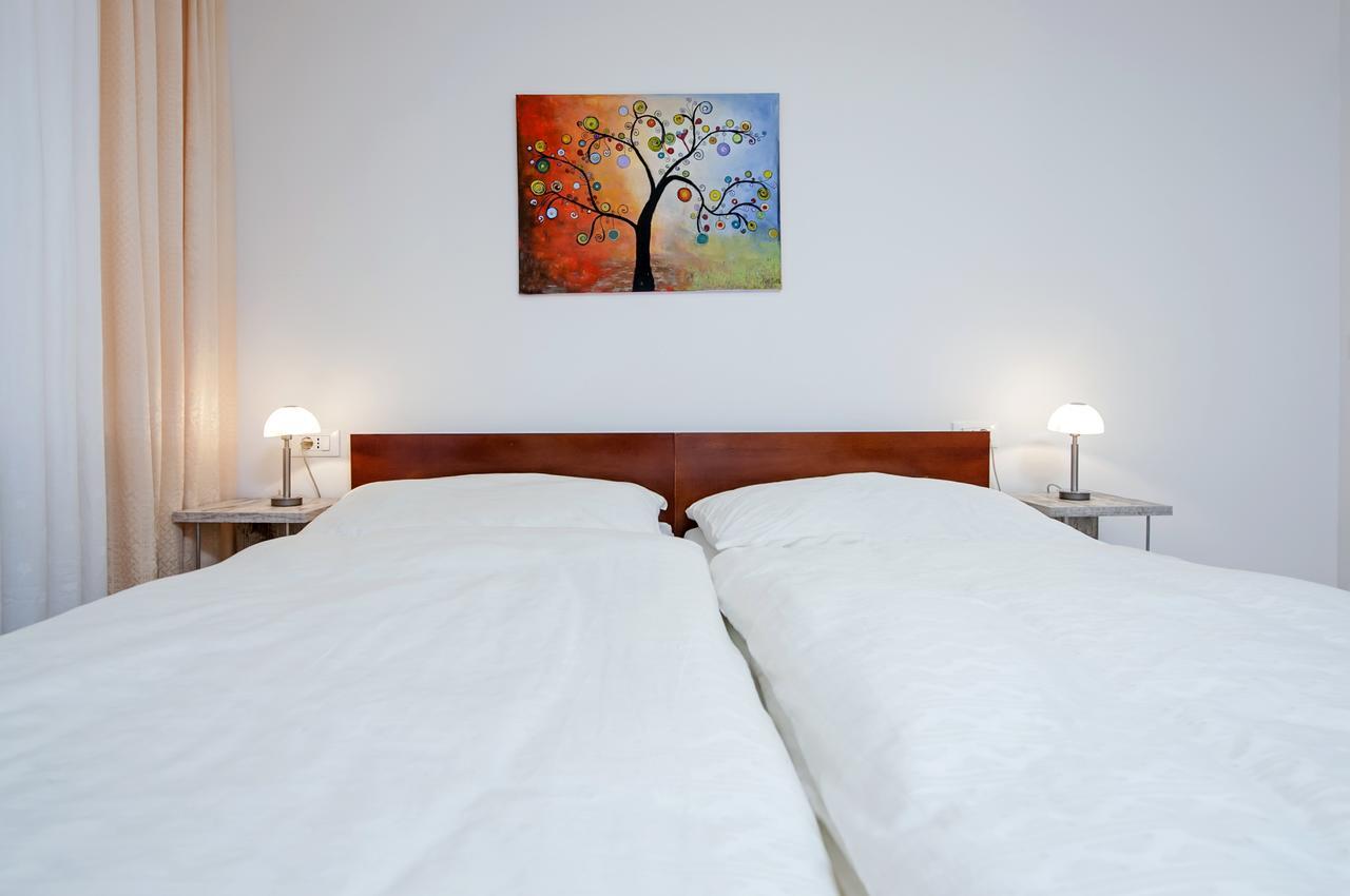 La Svalba Rooms & Studios Rovinj Exterior foto